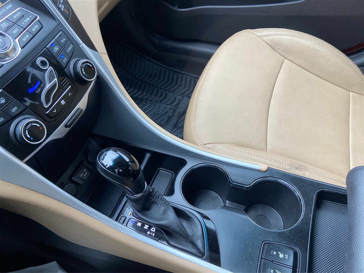 Hyundai Sonata SE Auto 2013