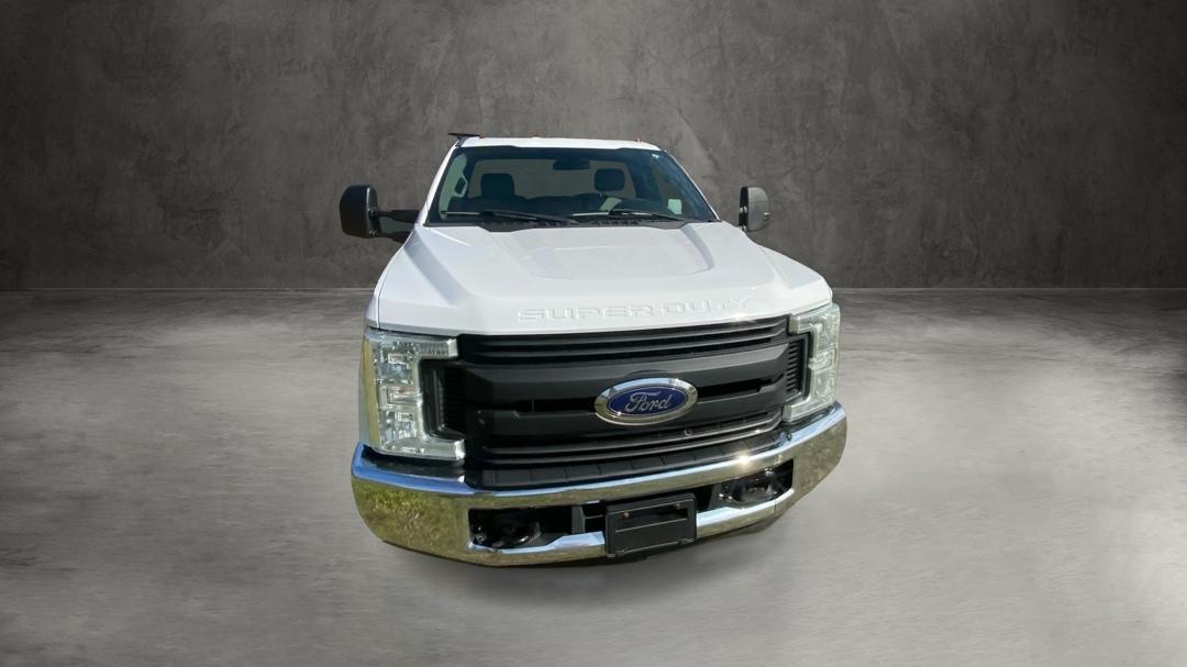 Ford F-350 SD XL DRW 2WD 2017