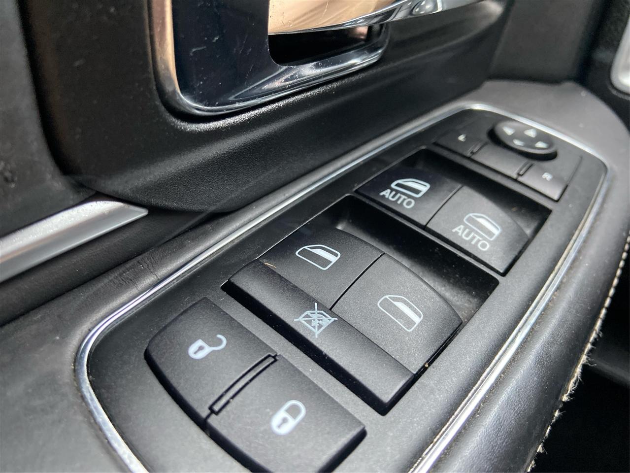 RAM 1500 Laramie Longhorn Edition Crew Cab SWB 4WD 2014