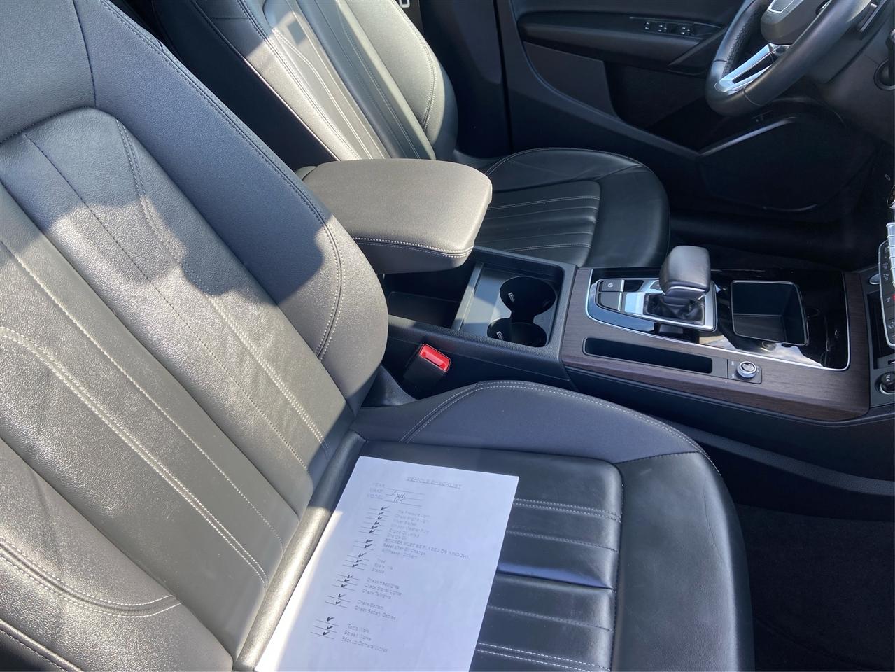 Audi Q5 2.0T Premium quattro 2023