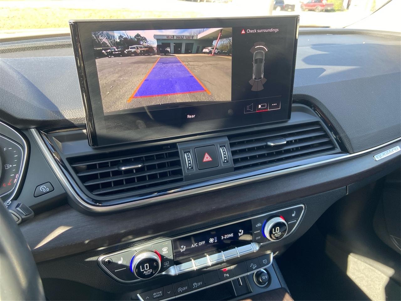 Audi Q5 2.0T Premium quattro 2023