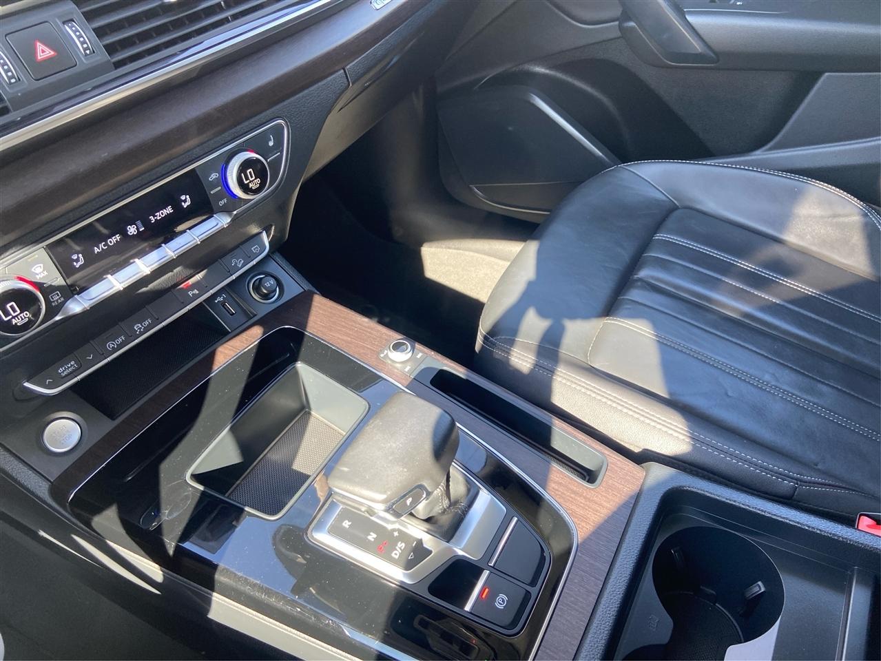 Audi Q5 2.0T Premium quattro 2023