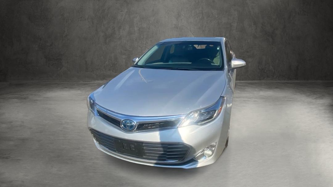 Toyota Avalon Hybrid XLE Premium 2013