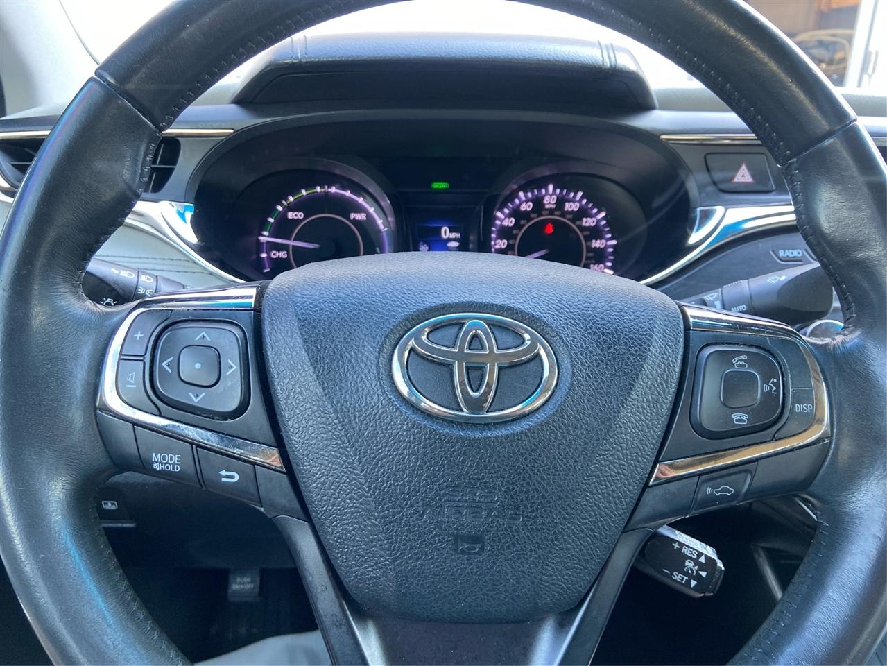 Toyota Avalon Hybrid XLE Premium 2013