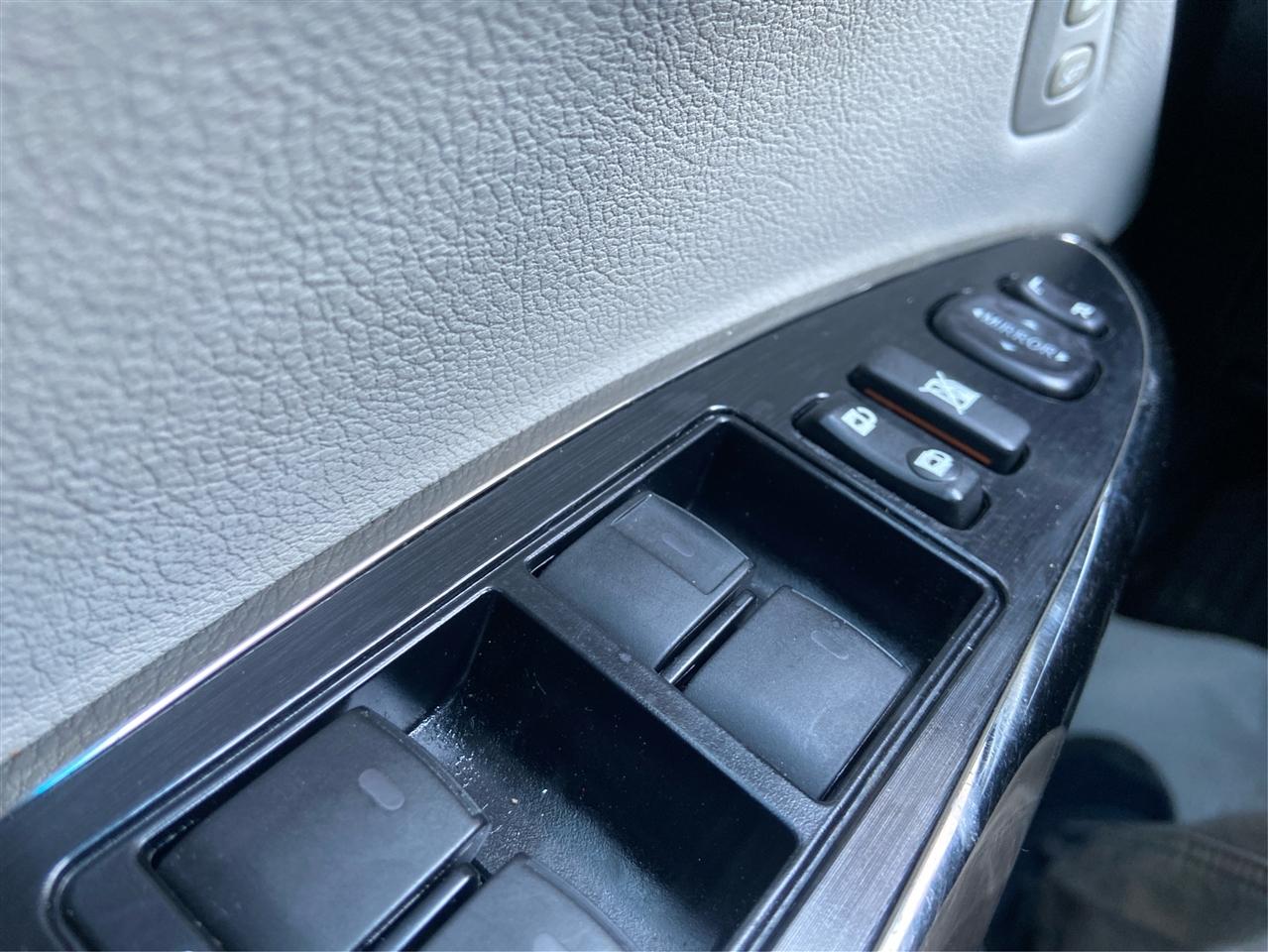 Toyota Avalon Hybrid XLE Premium 2013