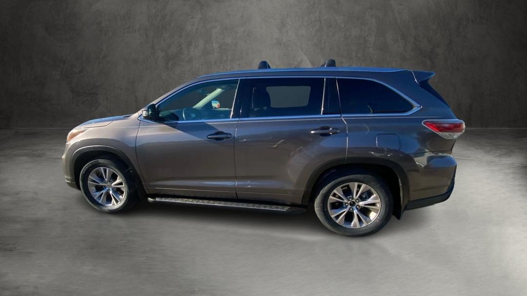 Toyota Highlander XLE AWD V6 2015
