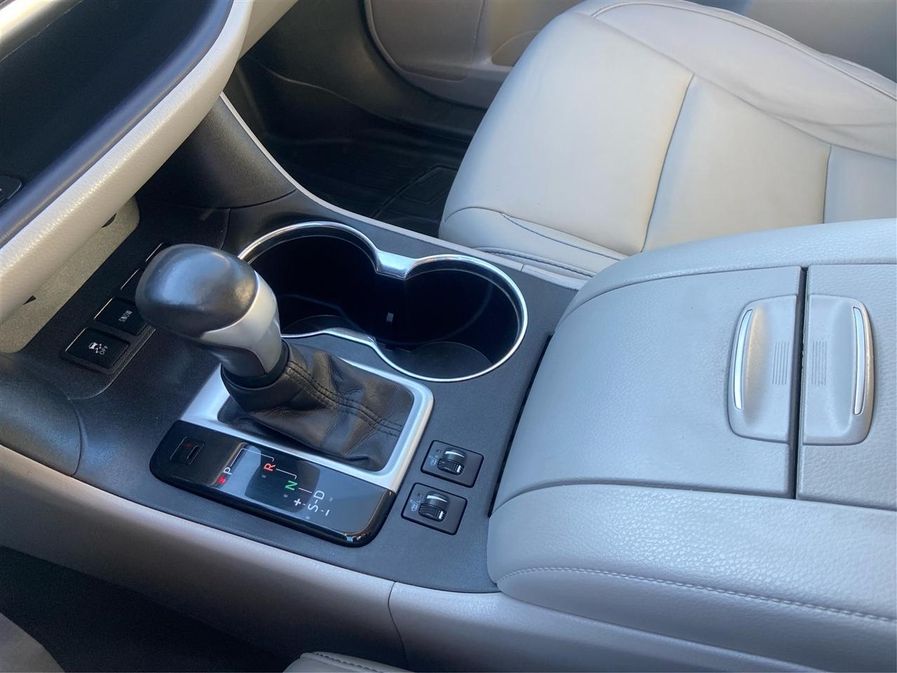 Toyota Highlander XLE AWD V6 2015