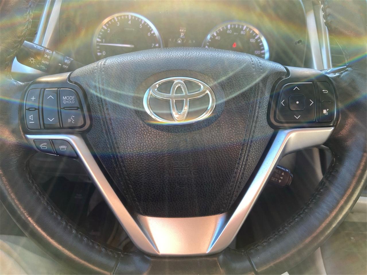 Toyota Highlander XLE AWD V6 2015