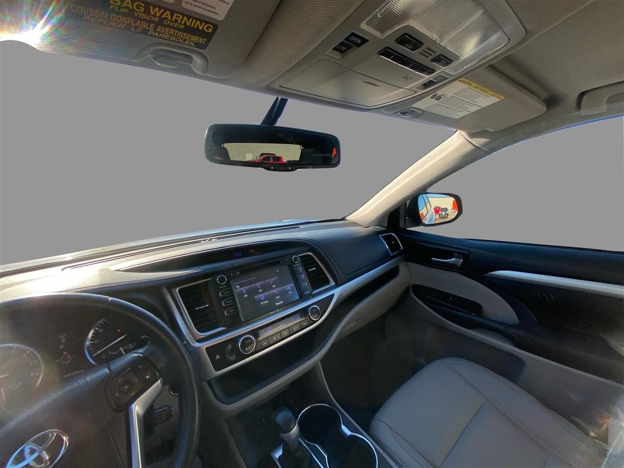 Toyota Highlander XLE AWD V6 2015