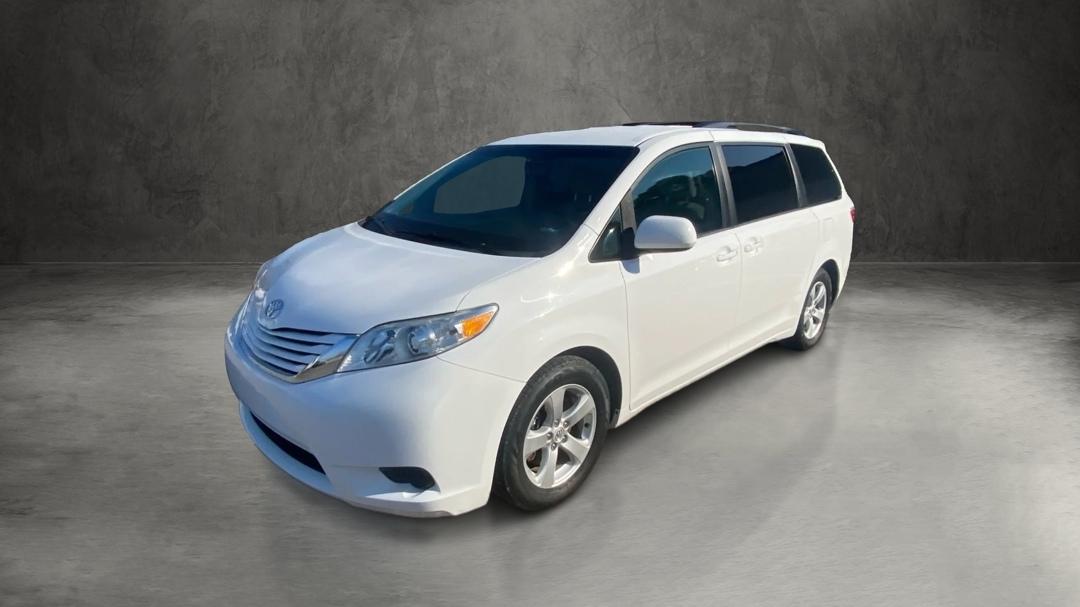 2015 Toyota Sienna LE FWD 8-Passenger V6