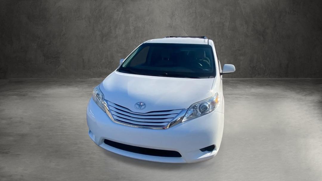 Toyota Sienna LE FWD 8-Passenger V6 2015