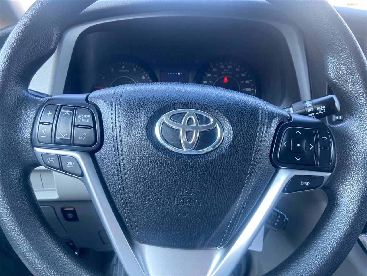 Toyota Sienna LE FWD 8-Passenger V6 2015