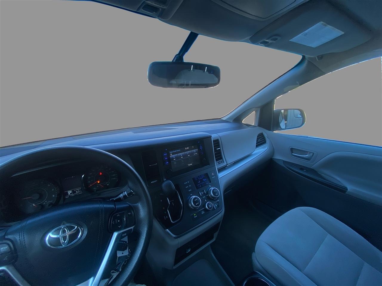 Toyota Sienna LE FWD 8-Passenger V6 2015