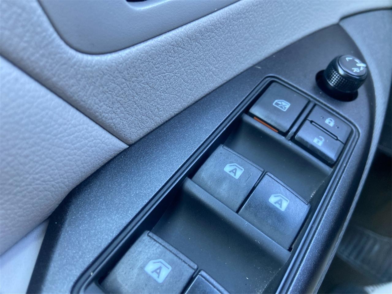 Toyota Sienna LE FWD 8-Passenger V6 2015