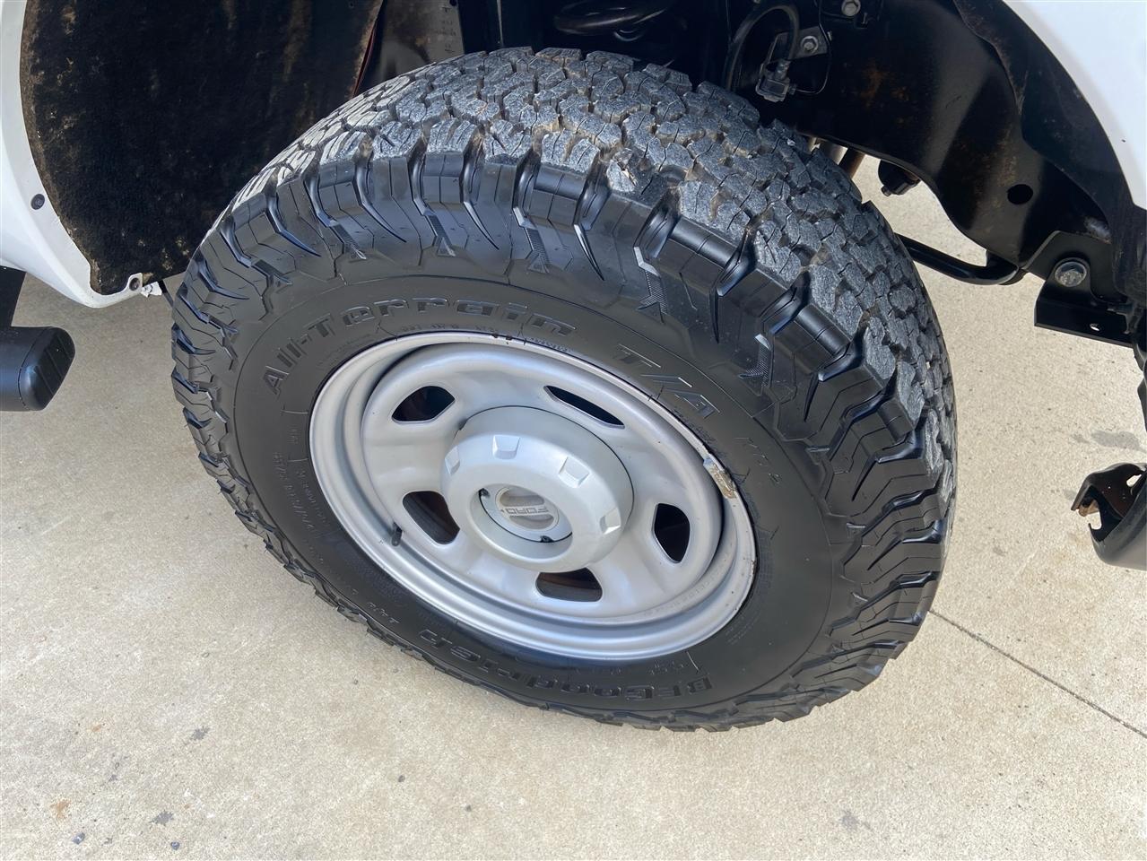 Ford F-350 SD XL SuperCab Long Bed 4WD DRW 2016