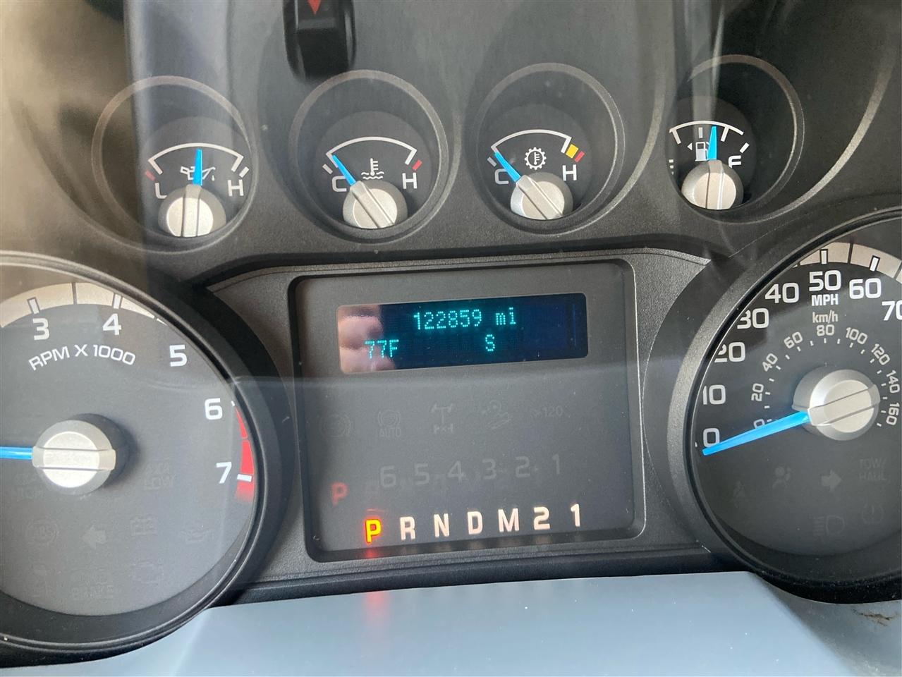 Ford F-350 SD XL SuperCab Long Bed 4WD DRW 2016