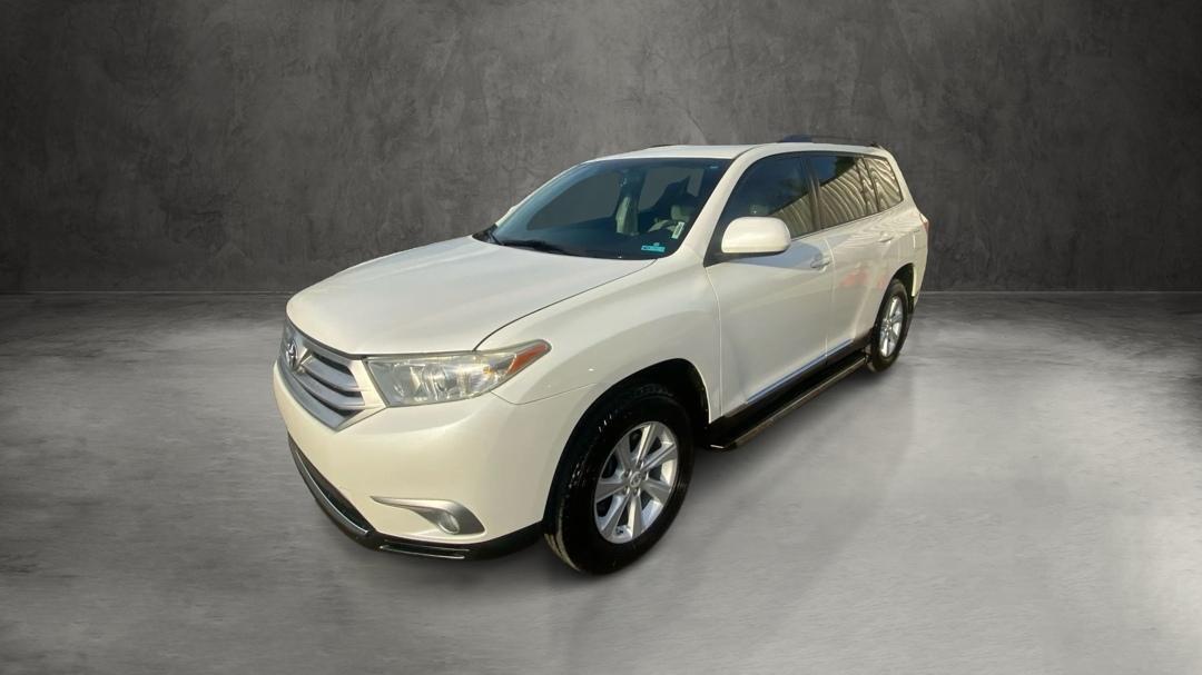 2013 Toyota Highlander Base 2WD V6