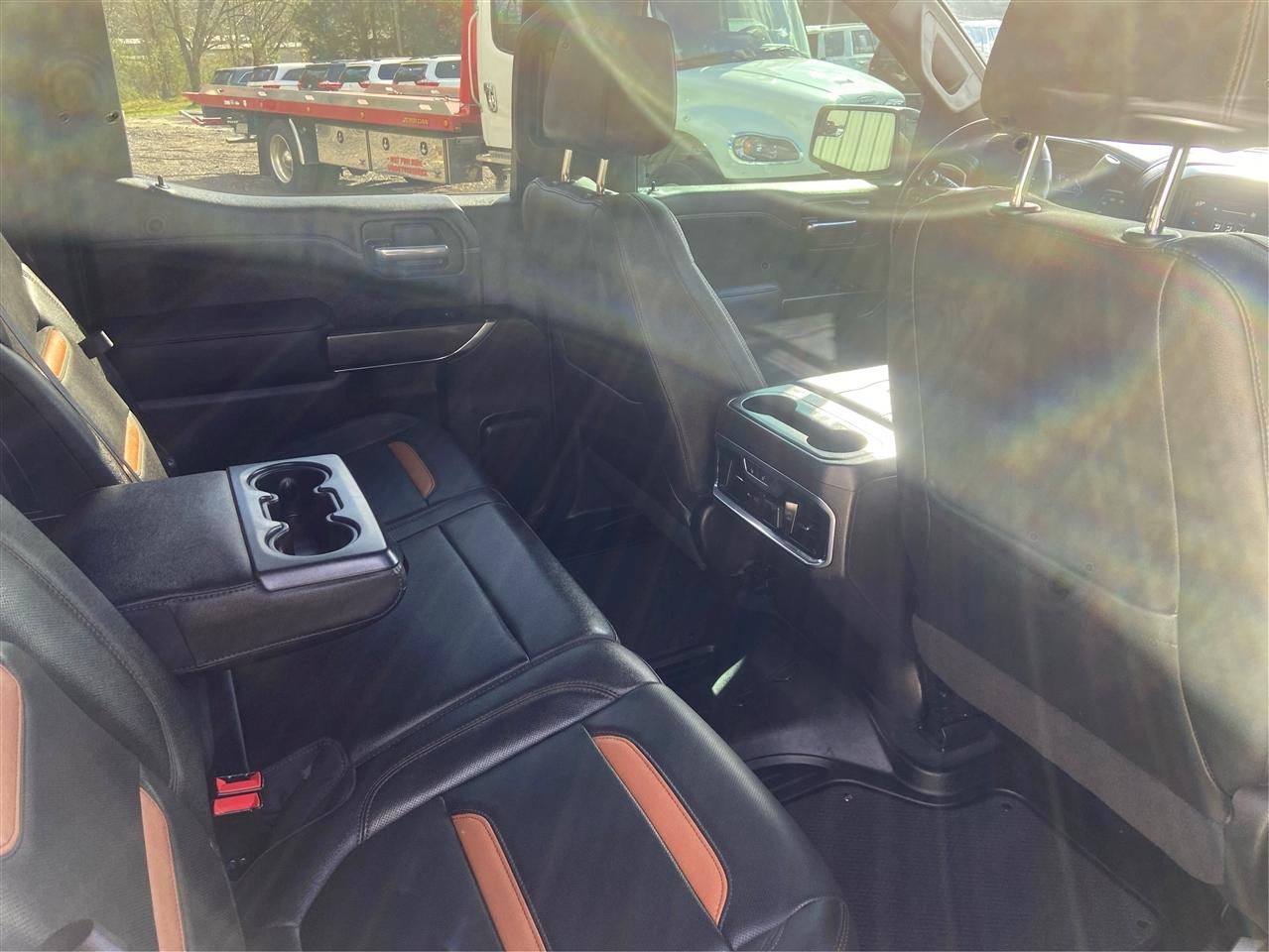 GMC Sierra 1500 AT4 Crew Cab Long Box 4WD 2021