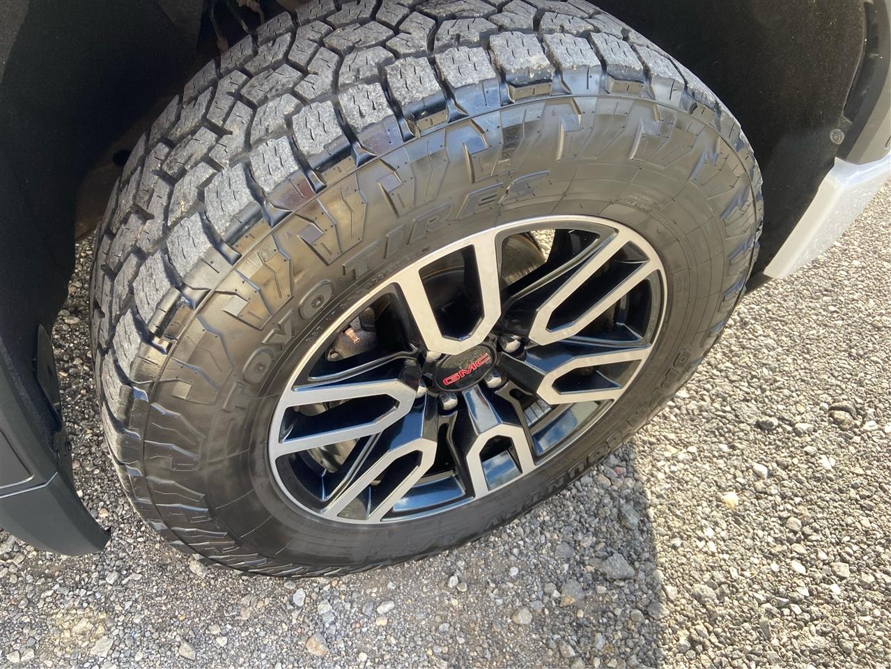 GMC Sierra 1500 AT4 Crew Cab Long Box 4WD 2021