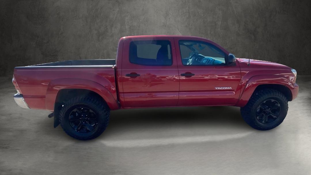 Toyota Tacoma PreRunner Double Cab V6 5AT 2WD 2015