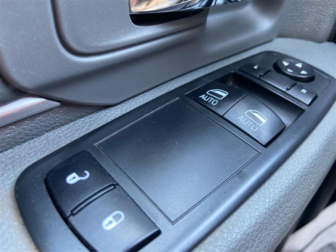 RAM 3500 Regular Cab 2WD DRW 2017