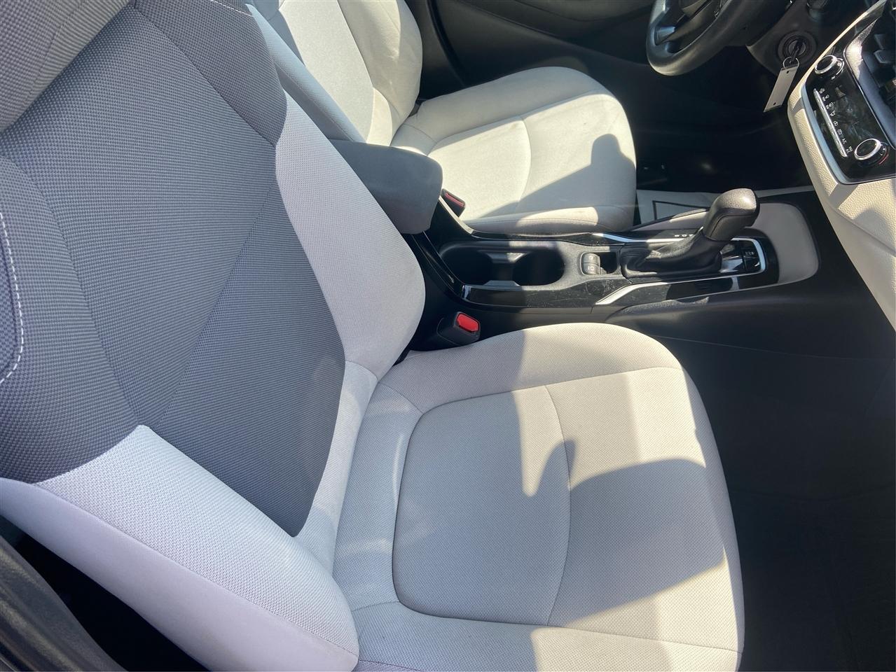 Toyota Corolla SE Hatchback 2020