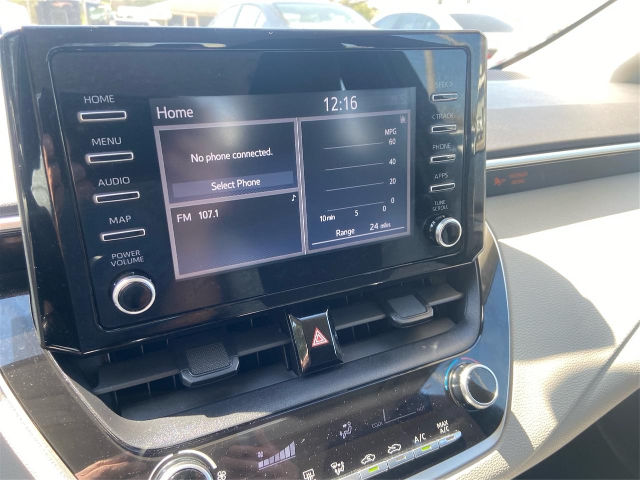 Toyota Corolla SE Hatchback 2020