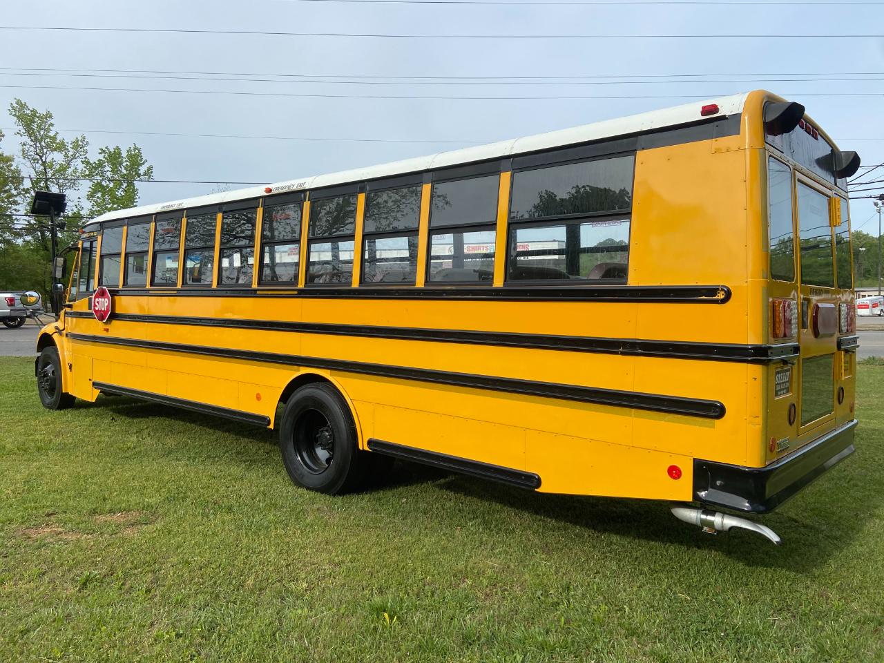 Freightliner B2 Bus Chassis  2009