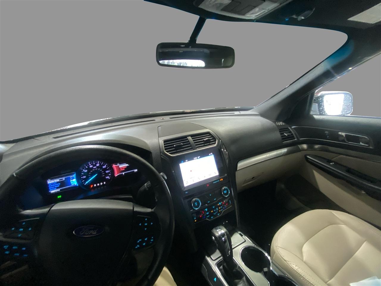 Ford Explorer XLT FWD 2018