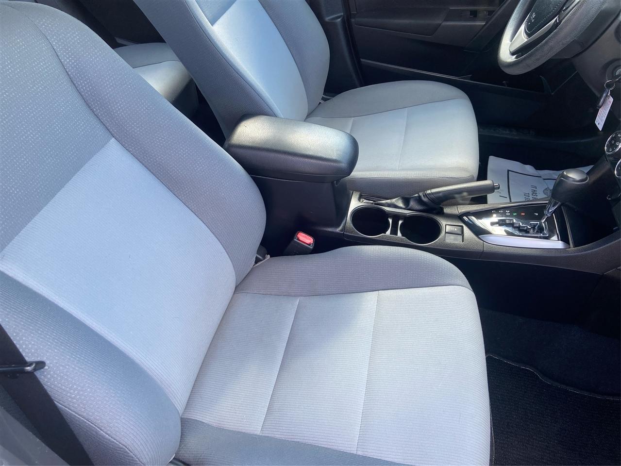 Toyota Corolla LE CVT 2014