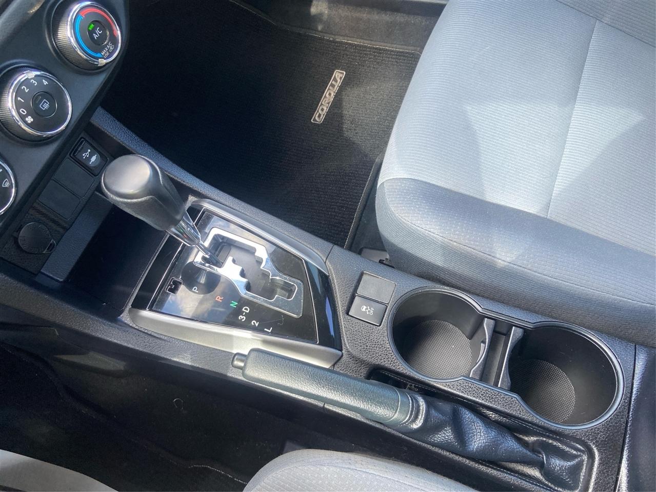 Toyota Corolla LE CVT 2014