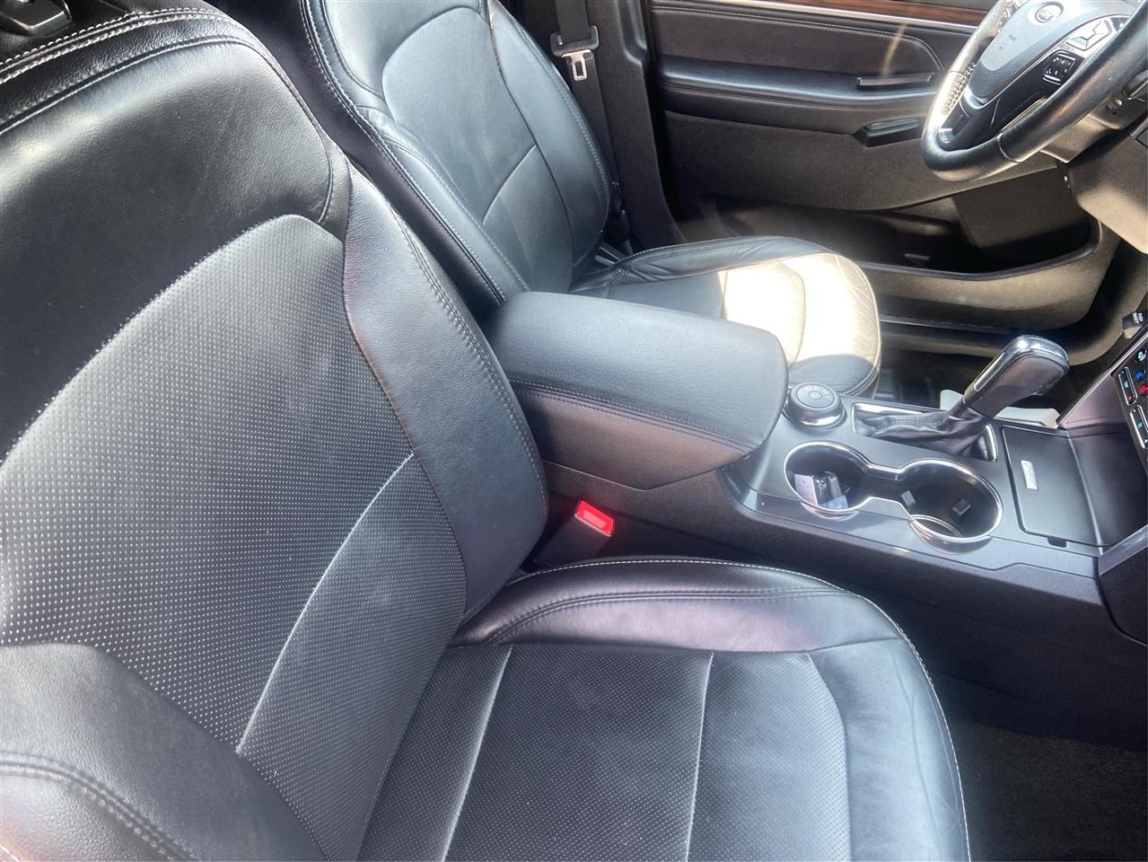 Ford Explorer Limited 4WD 2017