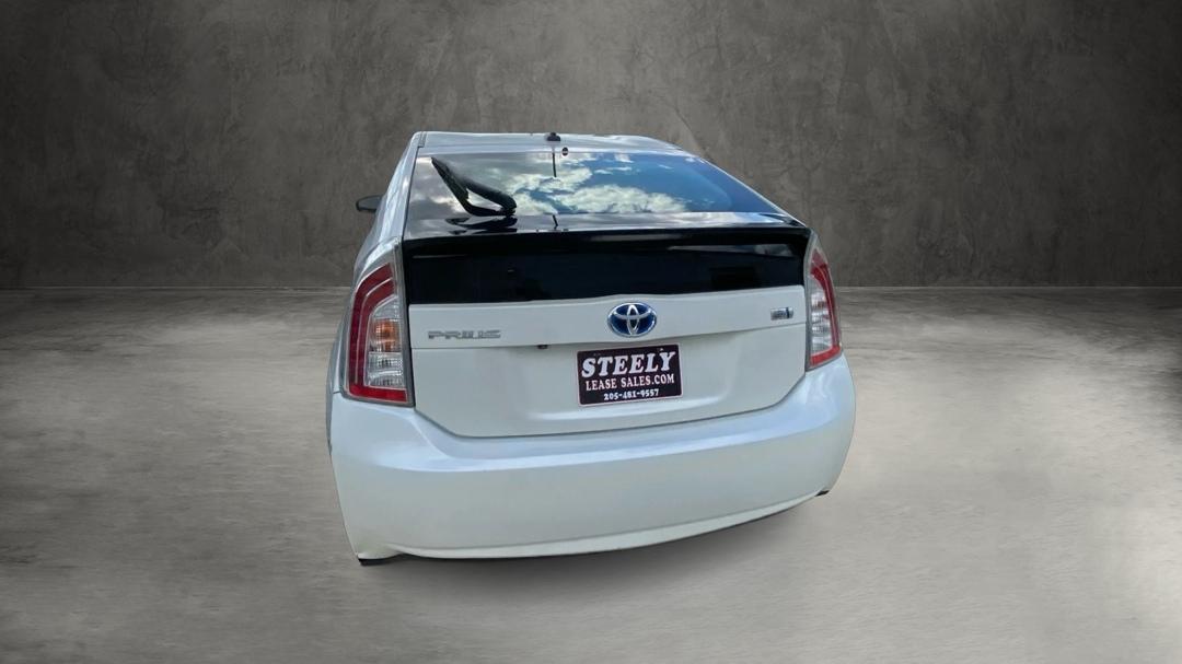 Toyota Prius Three 2014
