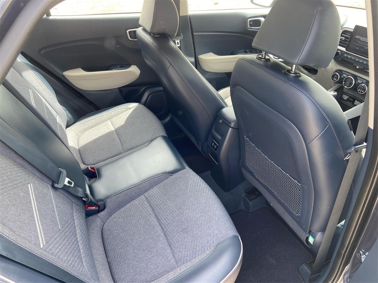 Hyundai Venue SEL 2024