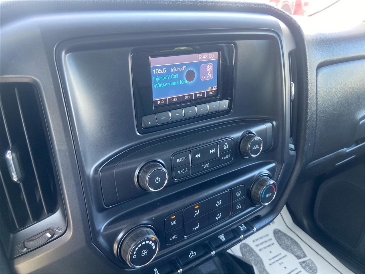 Chevrolet Silverado 3500HD Work Truck Crew Cab 4WD 2015