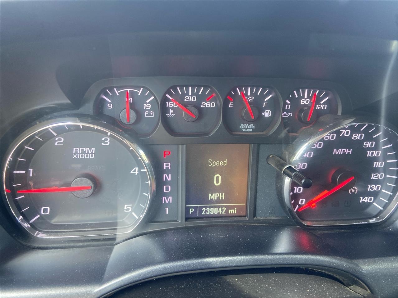 Chevrolet Silverado 3500HD Work Truck Crew Cab 4WD 2015