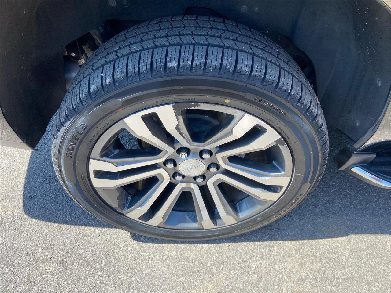 GMC Yukon SLT 2WD 2019