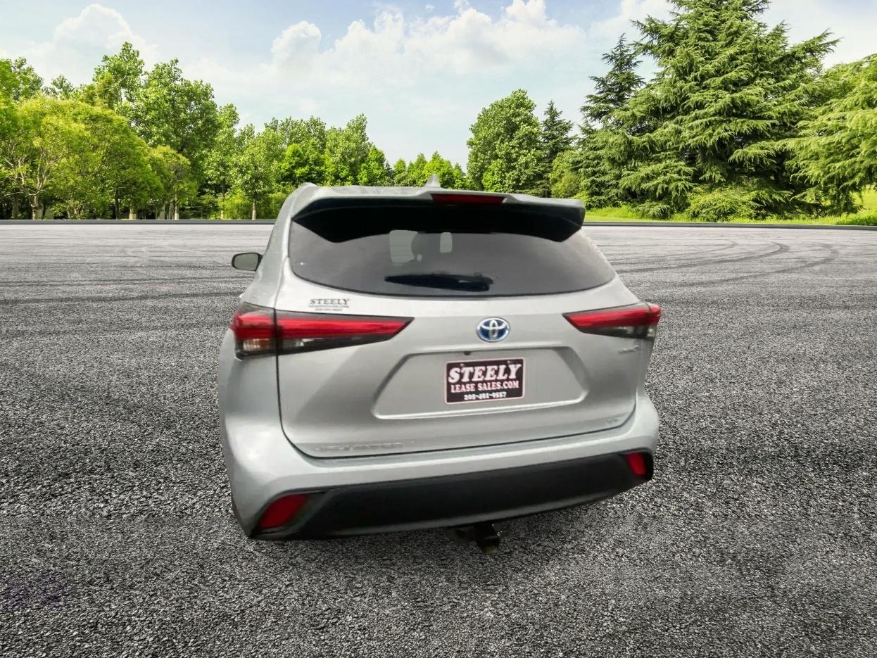 Toyota Highlander Hybrid XLE 2021