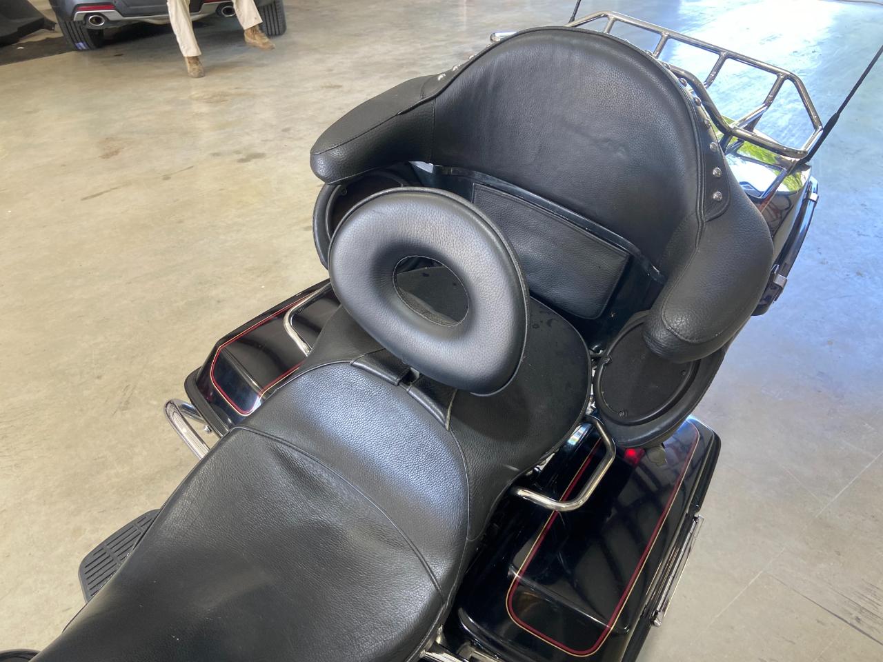 Harley-Davidson Ultra Classic  2001