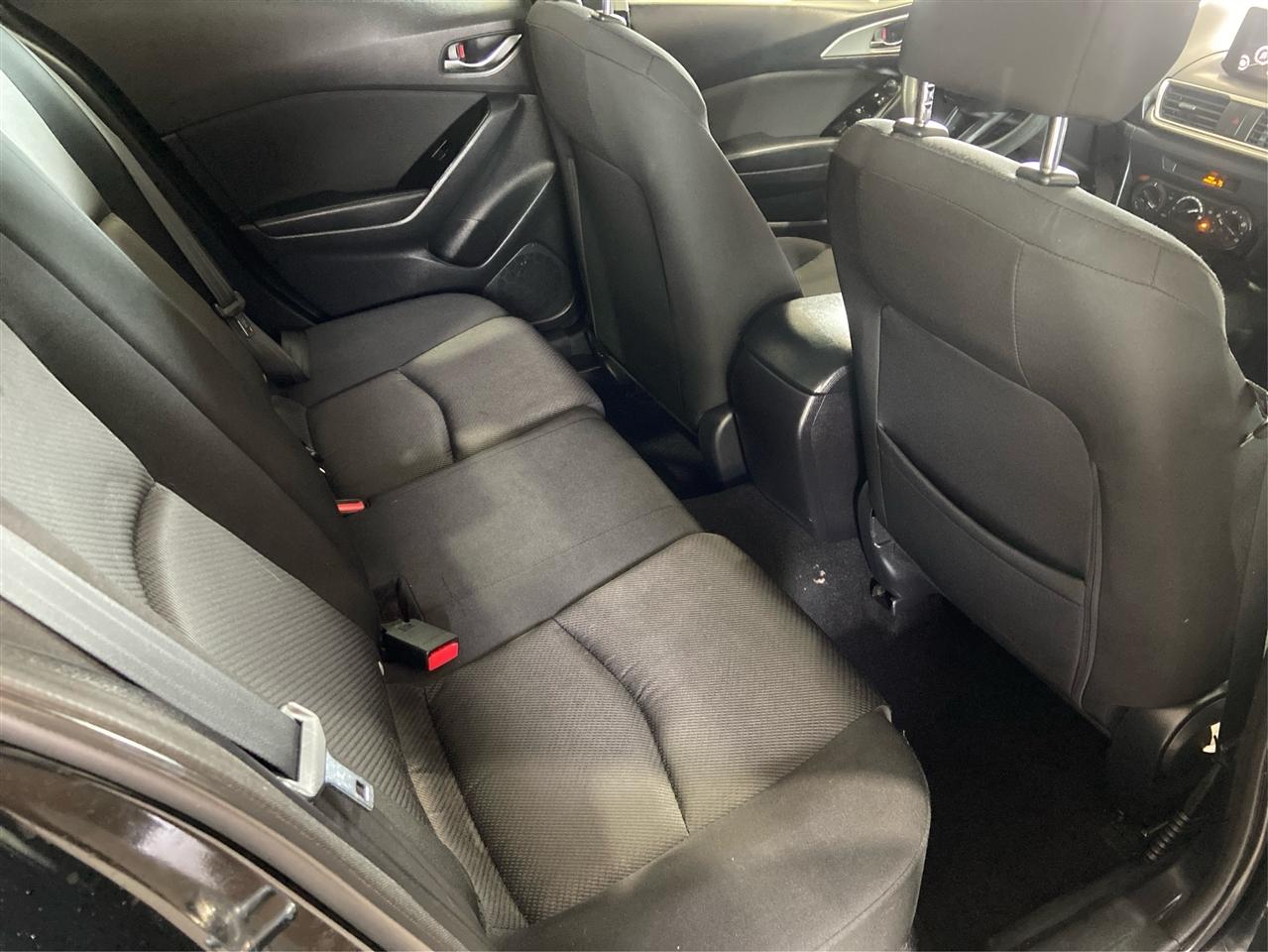 Mazda MAZDA3 i Sport AT 4-Door 2018