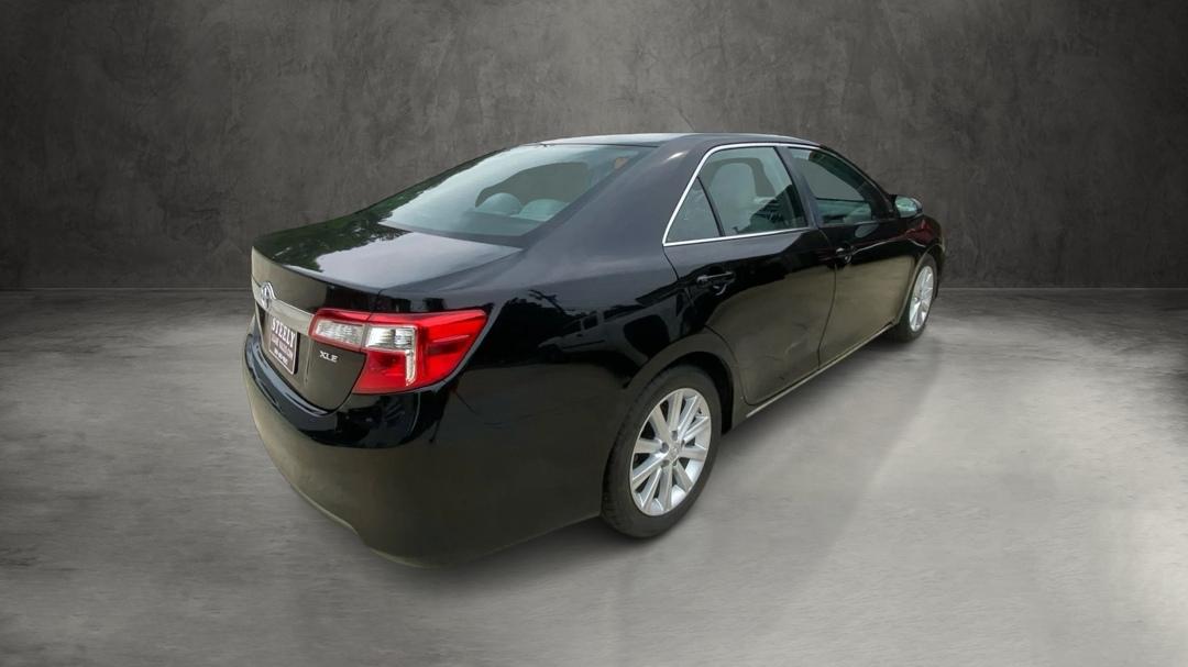Toyota Camry LE 2012