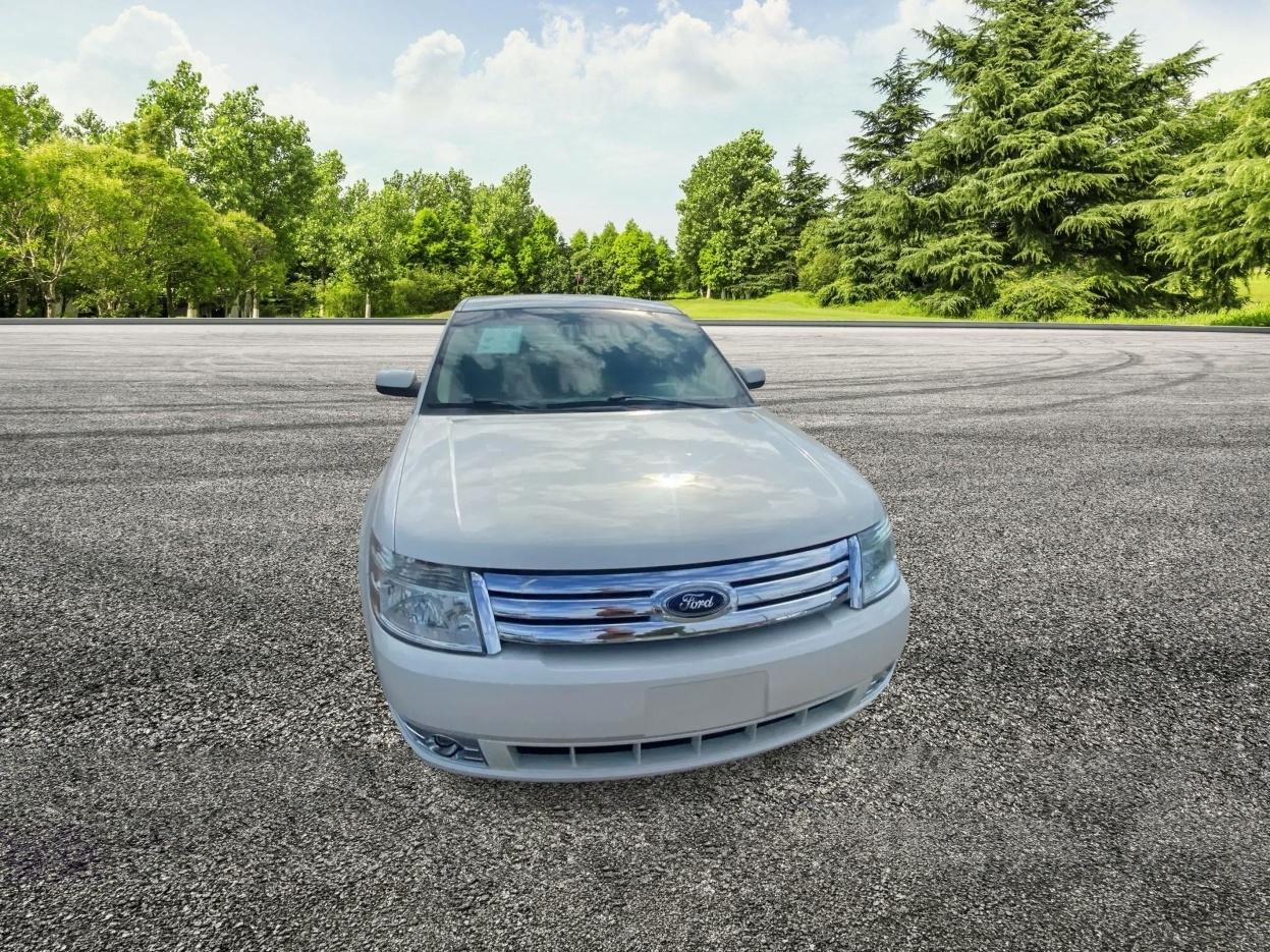 Ford Taurus SE FWD 2009