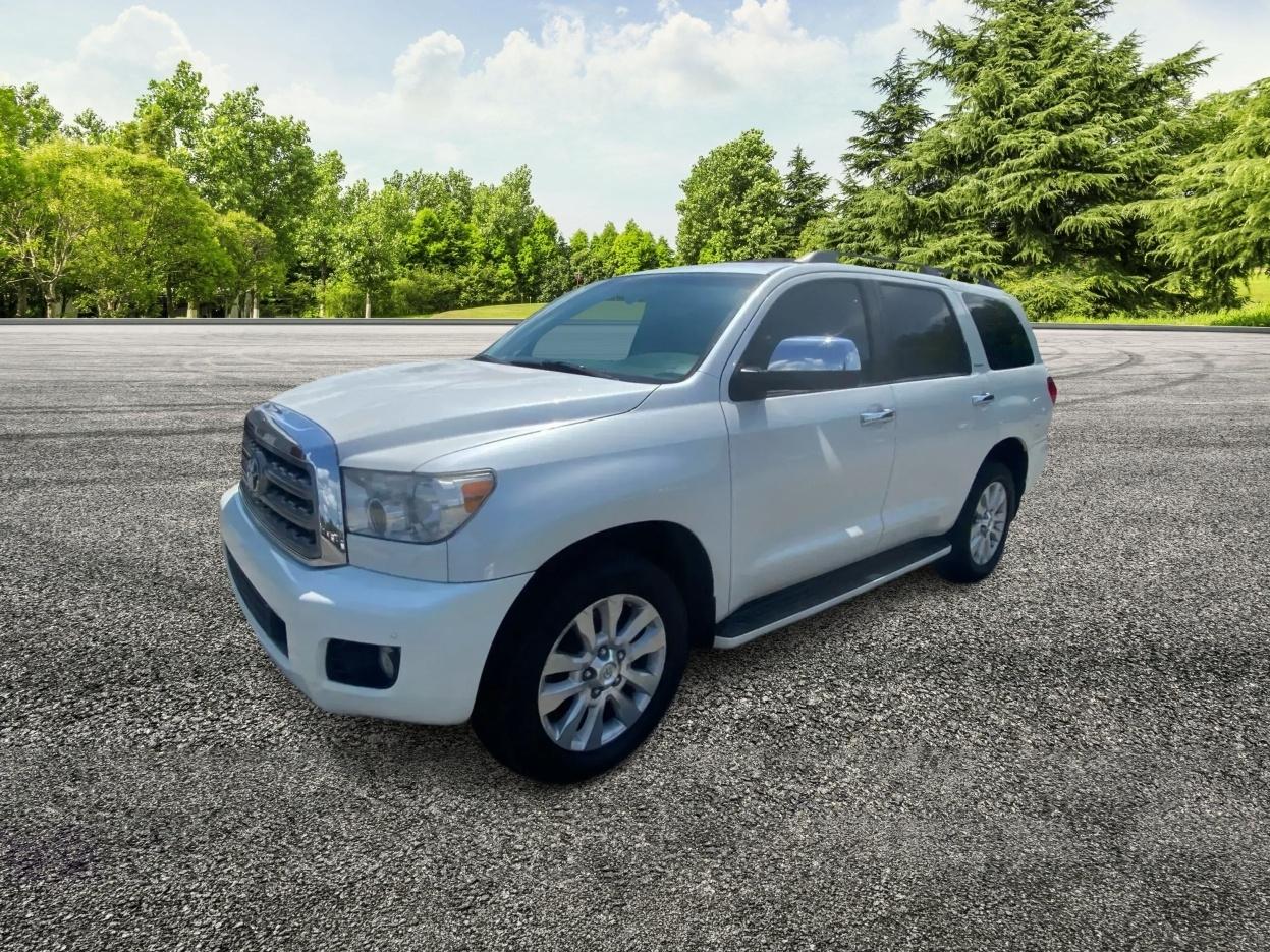 Toyota Sequoia Platinum 4WD FFV 2013
