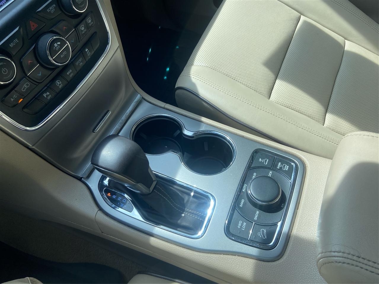 Jeep Grand Cherokee Overland 4WD 2018