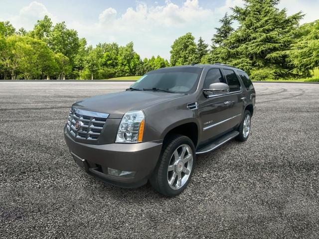 2014 Cadillac Escalade Luxury RWD