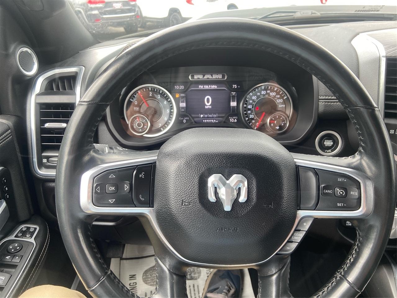 RAM 2500 Laramie Crew Cab SWB 4WD 2023
