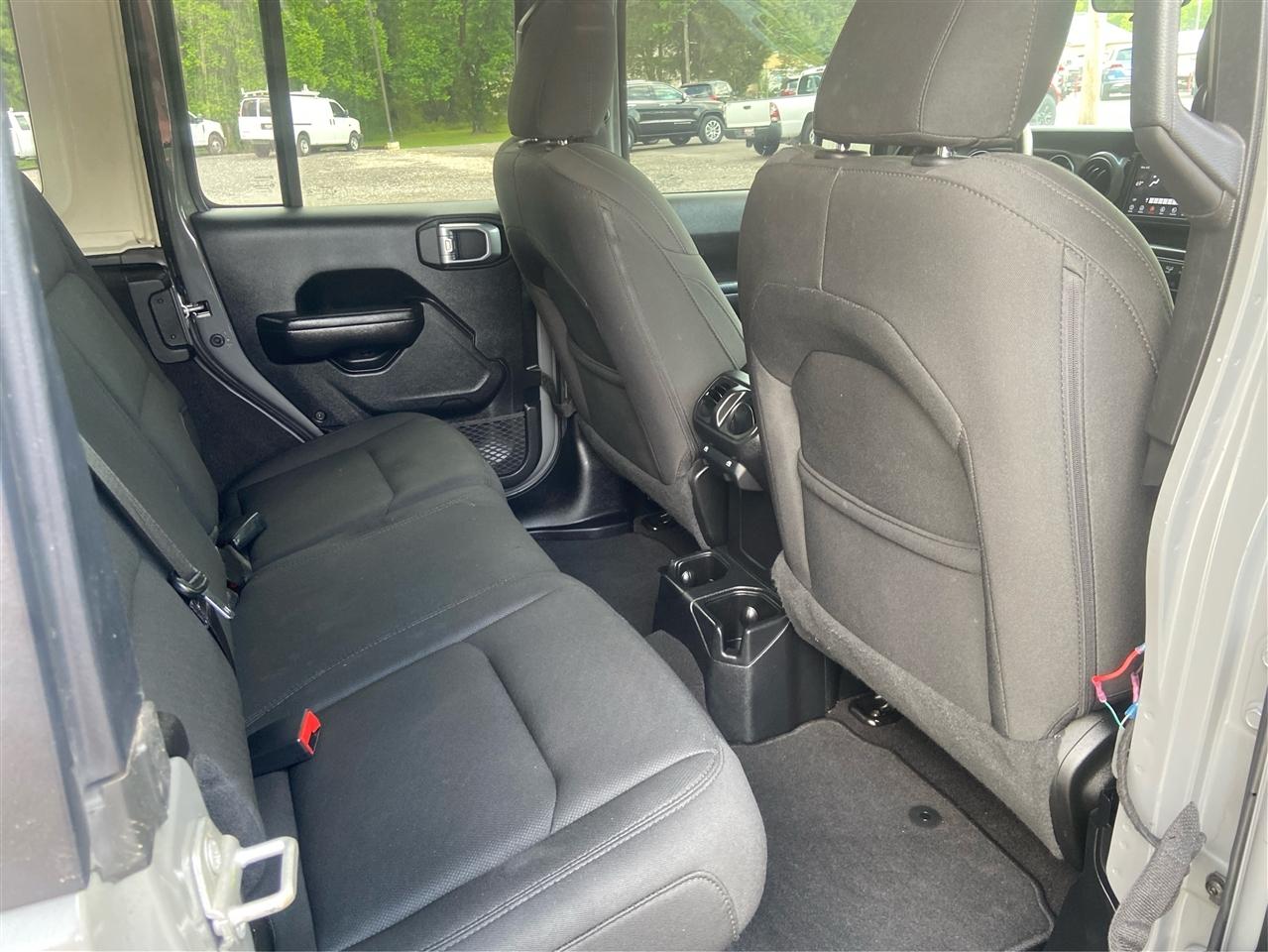 Jeep Wrangler Unlimited Sport 2021