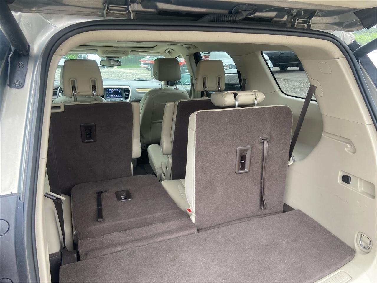 GMC Acadia Denali 2019