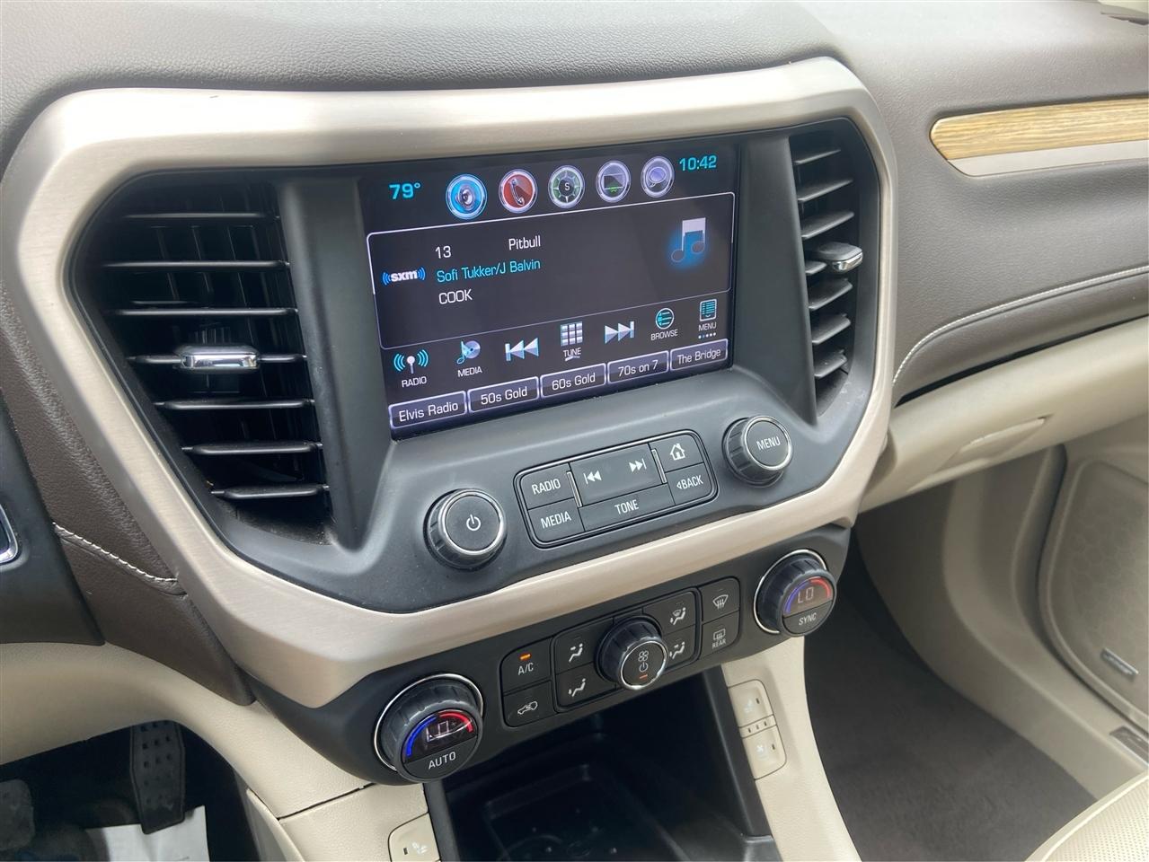 GMC Acadia Denali 2019