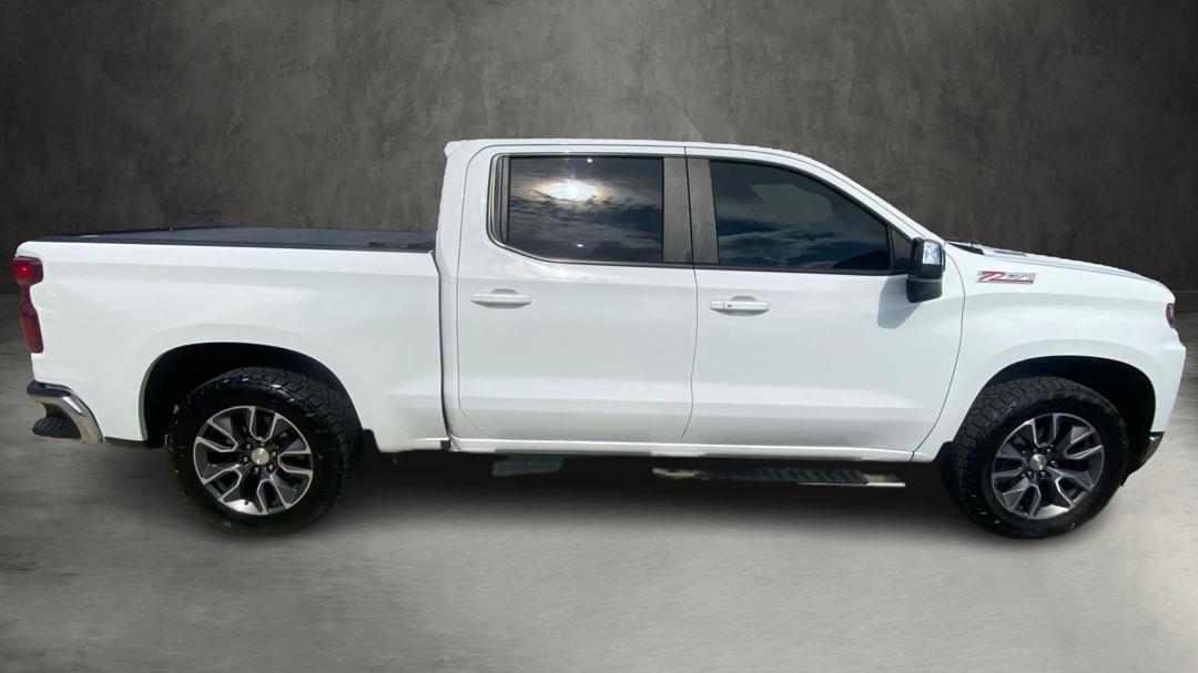 Chevrolet Silverado 1500 LT Crew Cab 4WD 2021